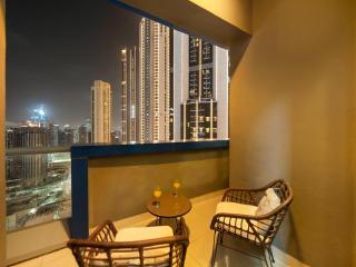Elegant 1BR in Downtown, Close to Dubai Mall - 8
