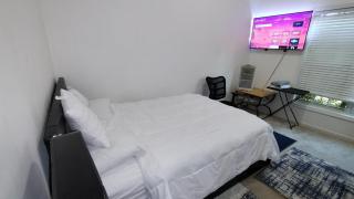 Kings Bay Private Room Shared Bathroom B - 2