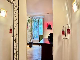 LE VINTAGE, Charme et confort au pied de la Cathédrale de Quimper - 3