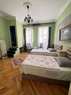 Kipiani GuestHouse - 1