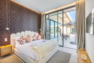 Heated Pool Absolute Luxury - 2