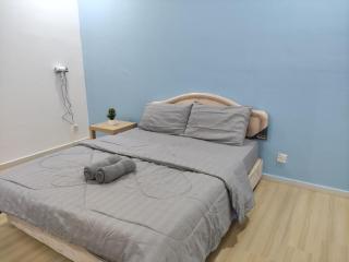 Cozyhaus Stay Sanctuary-Netflix-Pool- 1 Parking - 1