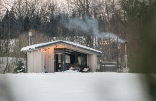 Privatus romantiškas namelis dviems prie vandens Šilalės rajone - 0