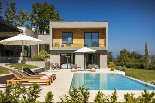 Villa Ox in Central Istria for 14 persons with 56 m2 heated pool, kids playground & large garden - 5