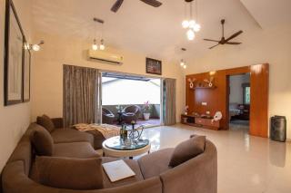 Crown royal villa - 2