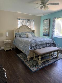 Relaxing 2 bedroom apartment near Downtown - 9