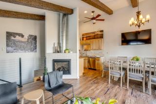 Modern Heavenly Ski Resort Mountain-Top Retreat - 2