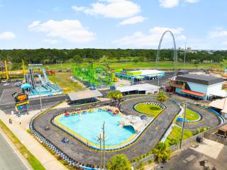 Pet Friendly Beach House - Tropic Like It's Hot - 3