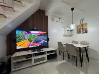 Modern 2 Storey 2BR Home with 2 Parking Space - 0