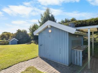 Holiday Home Sybil - 350m from the sea by Interhome - 7