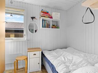 Holiday Home Edeltraud - 100m from the sea by Interhome - 9