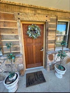 cozy cabin getaway - 8