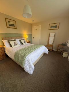 Ford Village Bed & Breakfast - 7