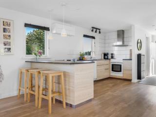 Holiday Home Thorulf - 450m from the sea by Interhome - 6