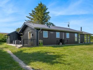 Holiday Home Thorulf - 450m from the sea by Interhome - 8