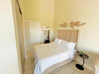 Steyns Luxe View - 6