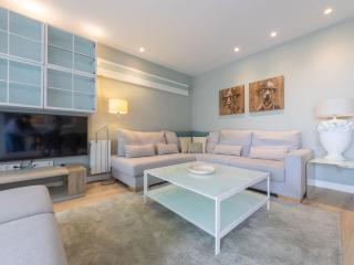 Apartment Royal III by Interhome - 3