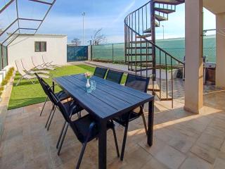 Apartment L&V by Interhome - 8