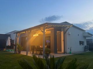 Sissy Ring House - 1