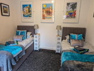 The House at Crooked End - Sleeps 8 central York - 2