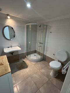 Monoambiente con piscina y parrilla - 1