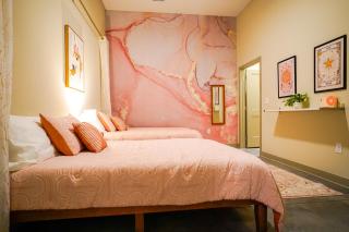 Rose Quartz Suite - NEW 2 bdrm 2 bath - 5