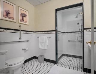 The Northport Hotel - 1