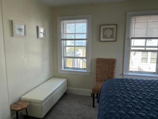 Rye by the Beach Walk to the sand- multi-gen stays - 1