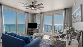 Emerald Horizon by AvantStay Beachfront Condo Resort Pool Gulf Balcony Views Near Pier Park Dining - 5