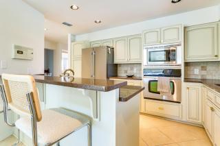Pool, Spa and Lanai Upscale Retreat in Fort Myers! - 3