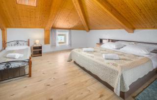 1 Bedroom Cozy Apartment In Zambratija - 6