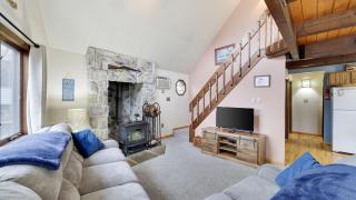 Chalet All Day AvantStay Lakeside Firepit Shared Pool - 3