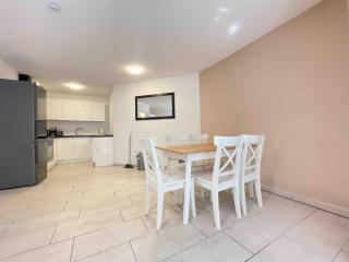 Apartment MAX114 by Interhome - 0