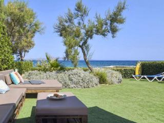 Holiday Home Gemütliches Ferienhaus in Urbanització S'estanyo by Interhome - 4