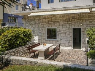 Apartment Apartment Nika1 Umag mit Pool und Whirlpool 400 by Interhome - 5