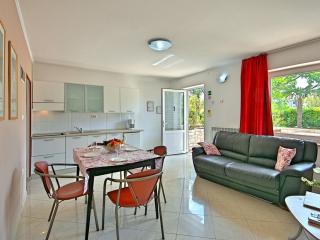 Apartment Apartment Nika1 Umag mit Pool und Whirlpool 400 by Interhome - 1