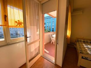 Apartment in Lido Delle Nazioni mit Kleinem Balkon by Interhome - 2