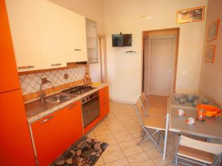 Apartment Luxus-Drei-Zimmer-Wohnungen mit großem Garten by Interhome - 7