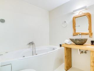 Apartment Casa Lina geräumig- modern- Dorfzentrum by Interhome - 7