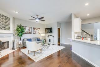 2 Mi to Suwanee Town Center Spacious Townhome - 5