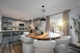 Luxury Escape 5BR Pool HotTub Game Room FirePit - 3