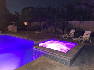 Villa De Charme with Heated Salt Water Pool and Spa - 9