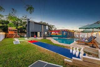 Heated Pool Fire Pit BBQ Mini Golf Bowling - 7
