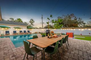Heated Pool Fire Pit BBQ Mini Golf Bowling - 4