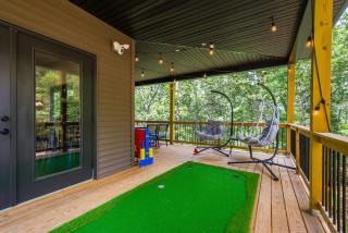 LUX Cabin Theater HotTub FirePit GameRm MtnViews - Massanutten - 5