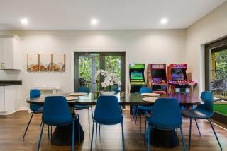 LUX Cabin Theater HotTub FirePit GameRm MtnViews - Massanutten - 4