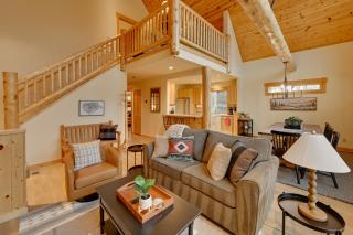 Game Room and 5 Pools Chalet at Eagle Crest Resort - 1