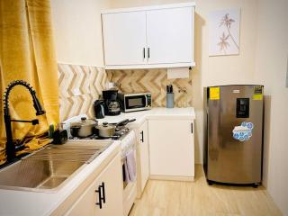 Modern Studio with Eco-Friendly Comforts - 0