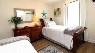 16 Jefferson St #1 - 2