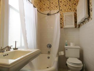 Victorian On North - 7